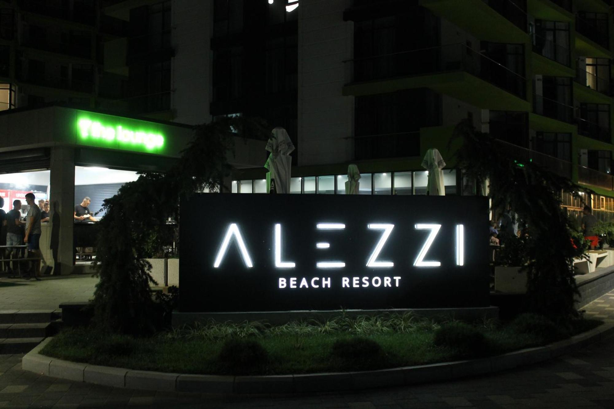 On Beach-Mamaia Residence Năvodari Exteriör bild